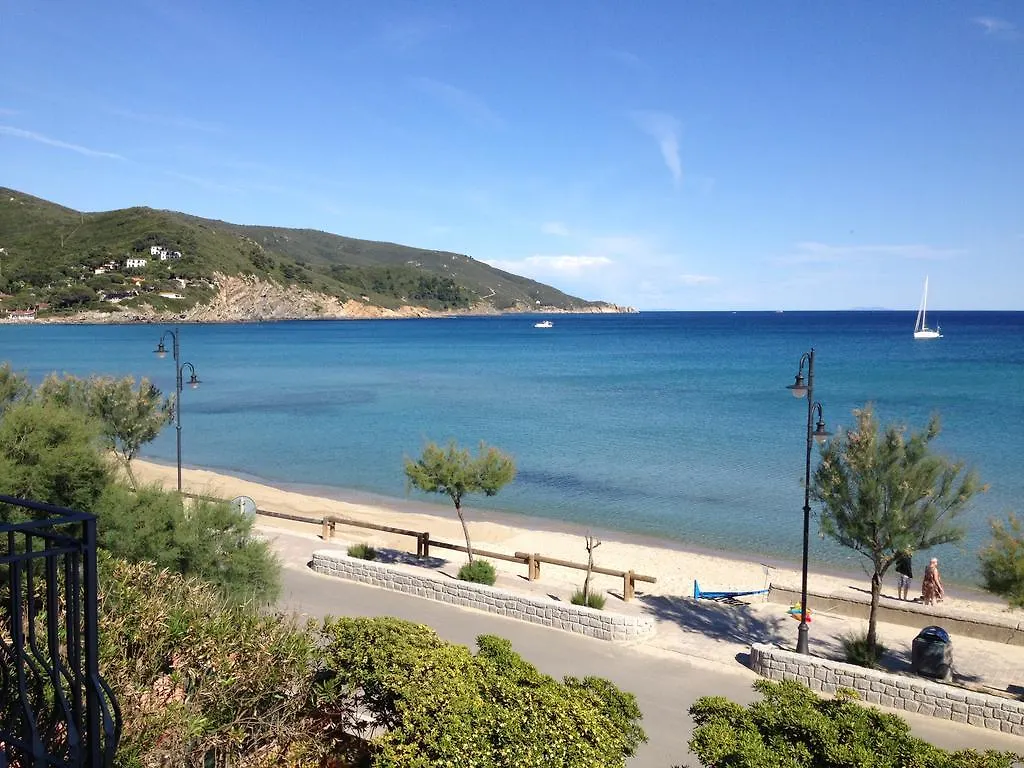 Appartamento Arancio - Terrazza, Clima E Posto Auto Marina di Campo Italy