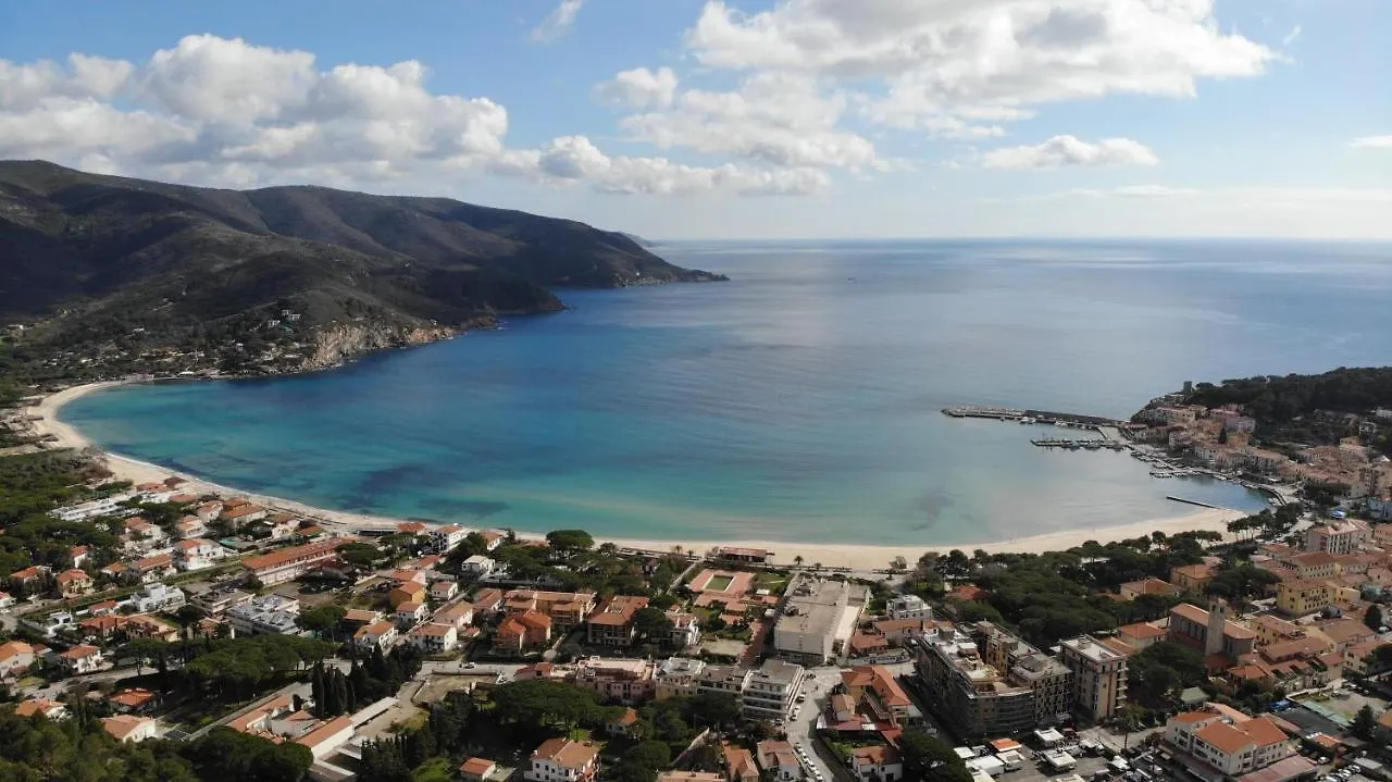 Appartamento Arancio - Terrazza, Clima E Posto Auto contacts
